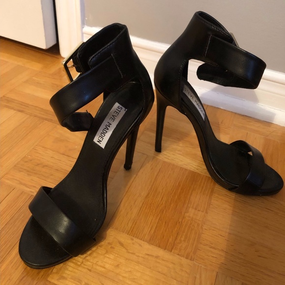 Steve Madden Heels - Picture 1 of 3
